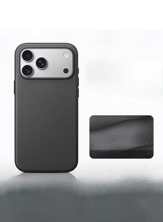 ريماكس جراب هاتف مغناطيسي من السيليكون لهاتف iPhone 17 Pro، مصنوع من نسيج ألياف فاخر، غطاء خلفي فائق النحافة مقاوم للصدمات والسقوط، جراب حماية كامل من القماش - أسود. - Image 4